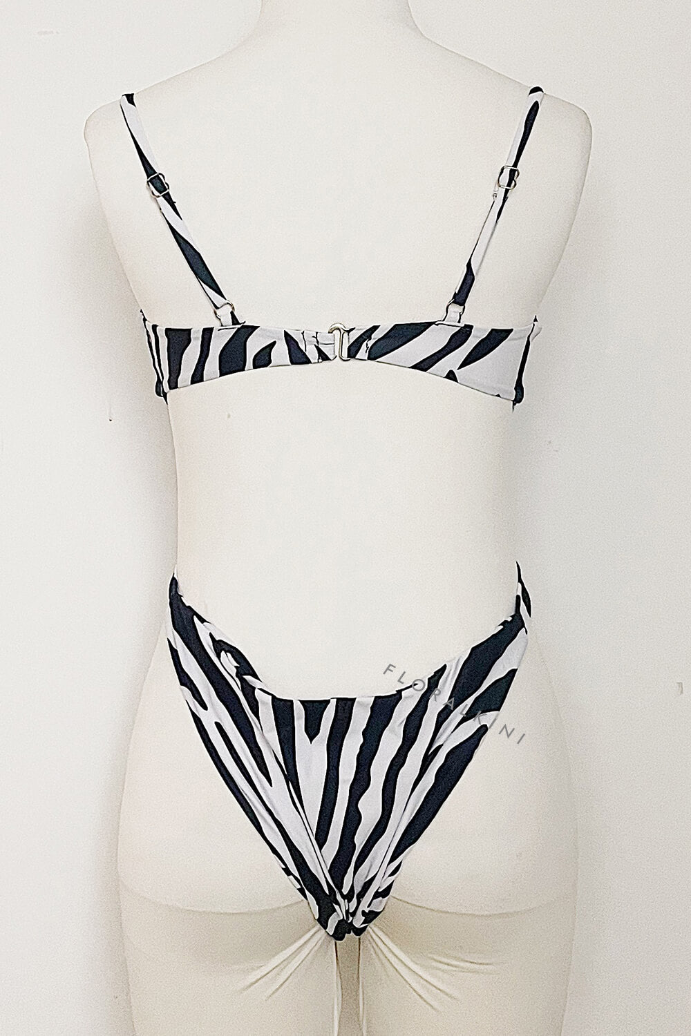 zb1 ゼベワン ビニニ ハンビン パジャマ spao ゼロニ　binini Amazon.co.jp: zb1 ゼベワン ソンハンビン ビニニ パジャマ spao