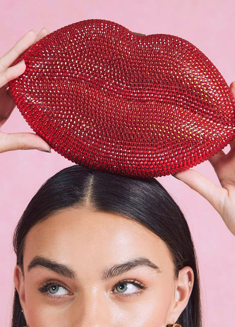 Rhinestone Lips Shaped Clutch Purse With Straps