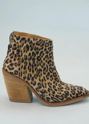 Leopard Print Pointed Toe Western Ankle Boots
