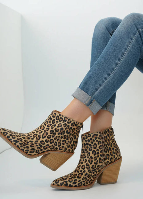 Leopard Print Pointed Toe Western Ankle Boots
