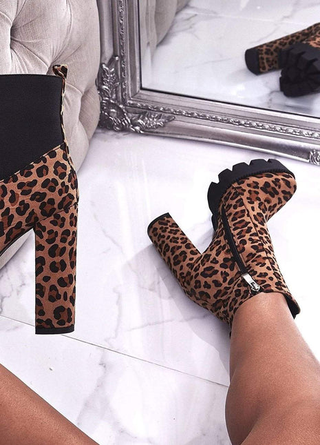 Brown Leopard Print Faux Suede Chunky Platform Boots (2335396036667)