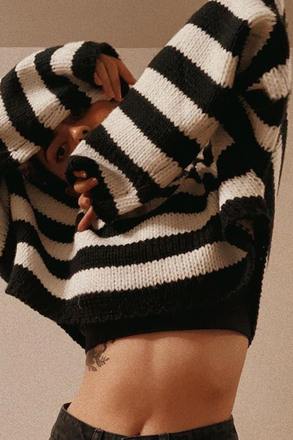 Black And White Striped Crew Neck Cropped Sweater