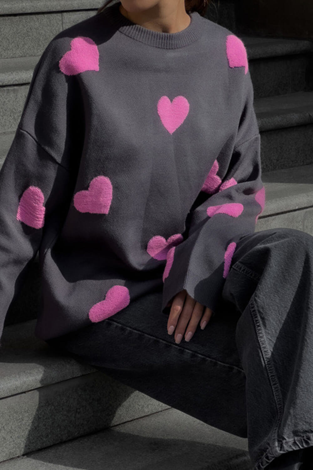 Heart Pattern Crew Neck Knit Jumper - Gray & Pink