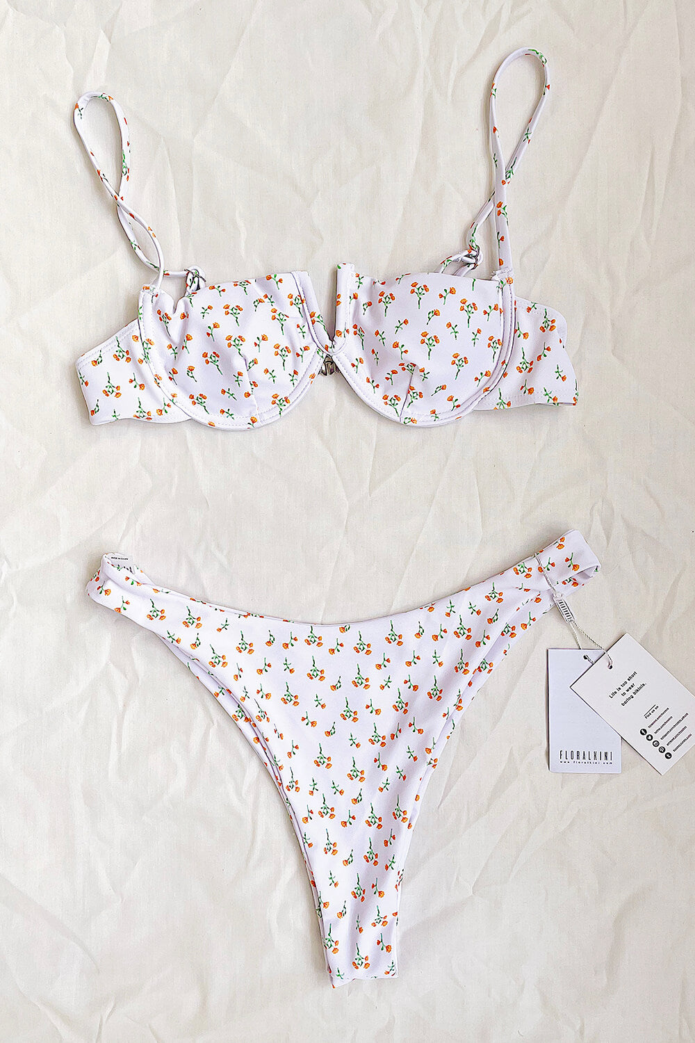Floral Print Hook Design Cutout Bikini Set SKU: BCC005800 #bikini